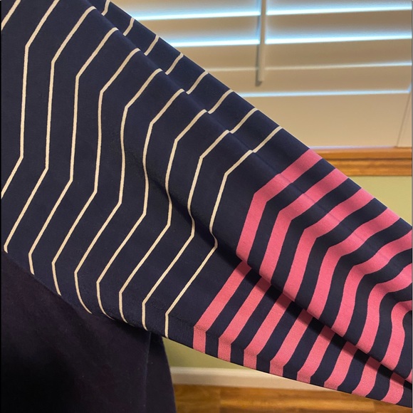 Emerald Knit Tunic w/Baseball Stripe Sleeves - Picture 5 of 6